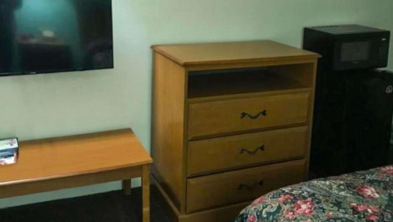 Budget Inn Franklinton Екстериор снимка